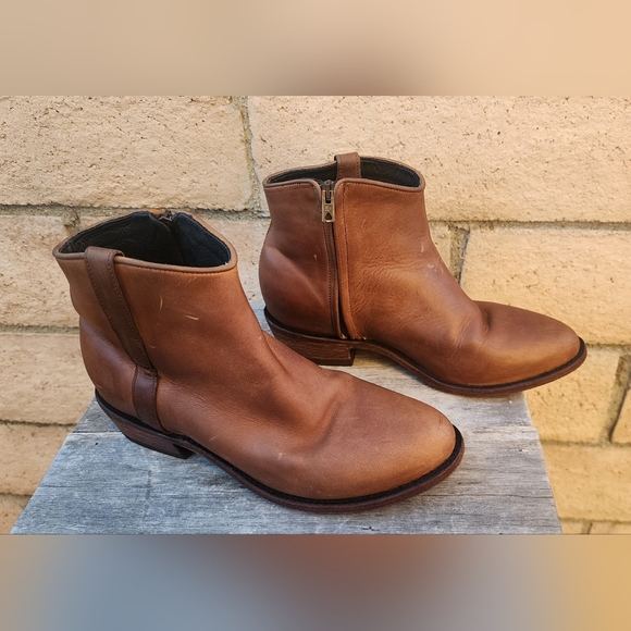 $289 Size 8 Overland ankle western brown leather zip boots - Picture 3 of 16